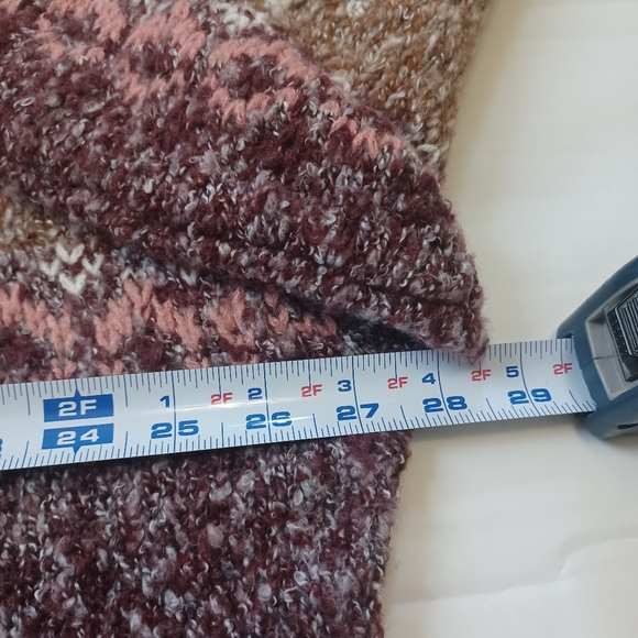 NWT Francesca's Women's Sweater Size Large - Picture 7 of 12